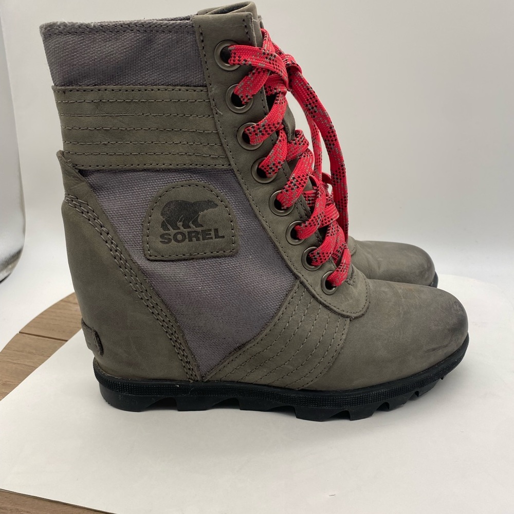 Sorel Lexie Wedge sz 5